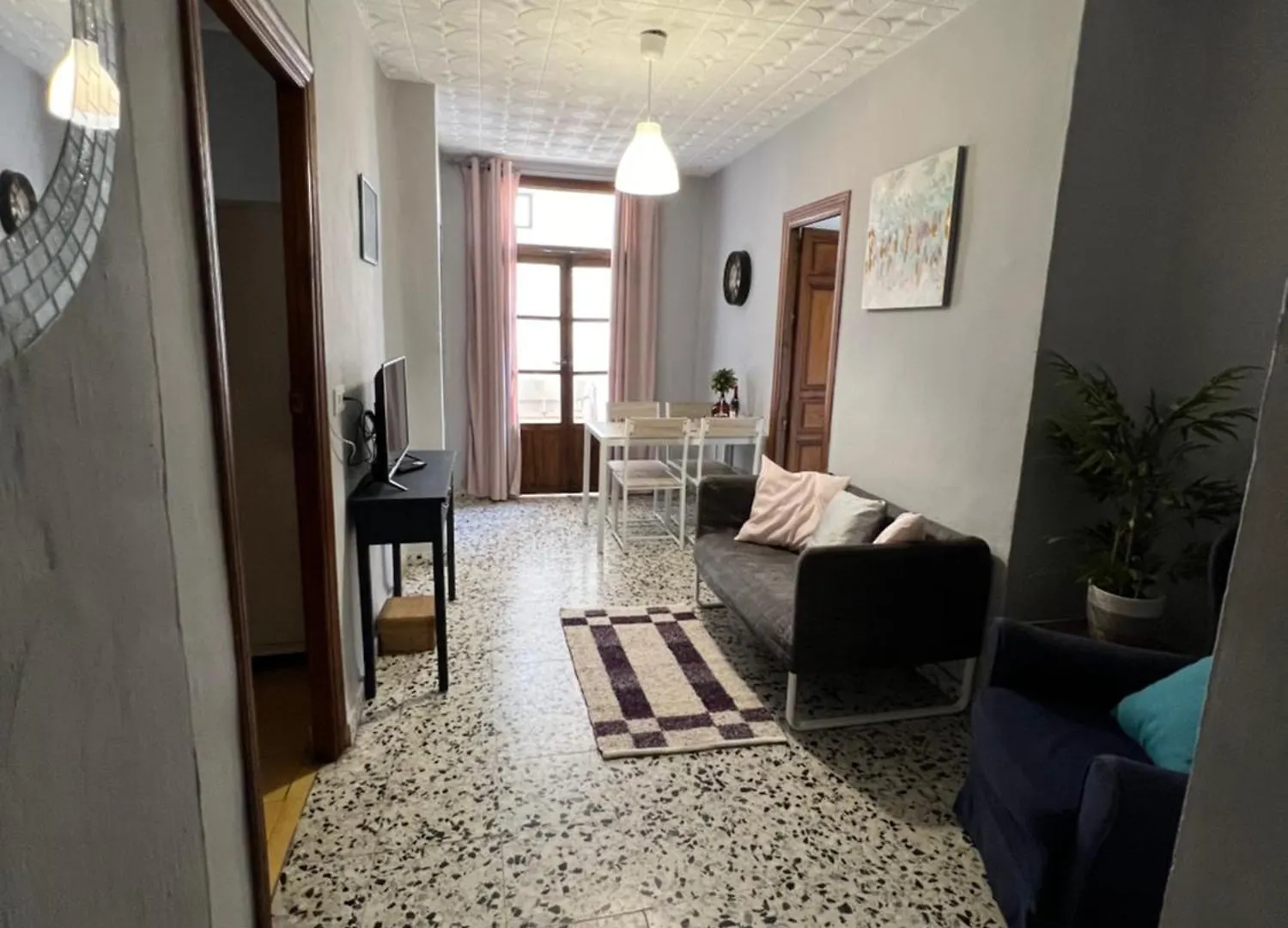 Almendra A Vitalba Apartments contacts